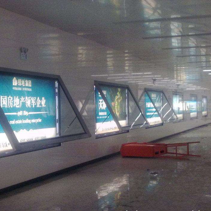 郑州机场灯箱定做